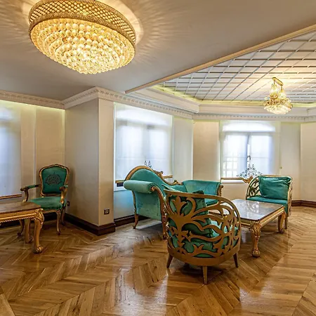 아파트 In Historic Mansion In Beylerbeyi 이스탄불