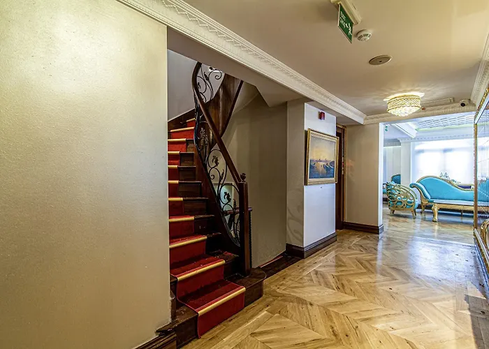 In Historic Mansion In Beylerbeyi * Istanbulská provincie